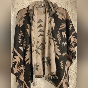 Michael Stars Cape One Size Hooded Open Poncho reversible Black brown aztec